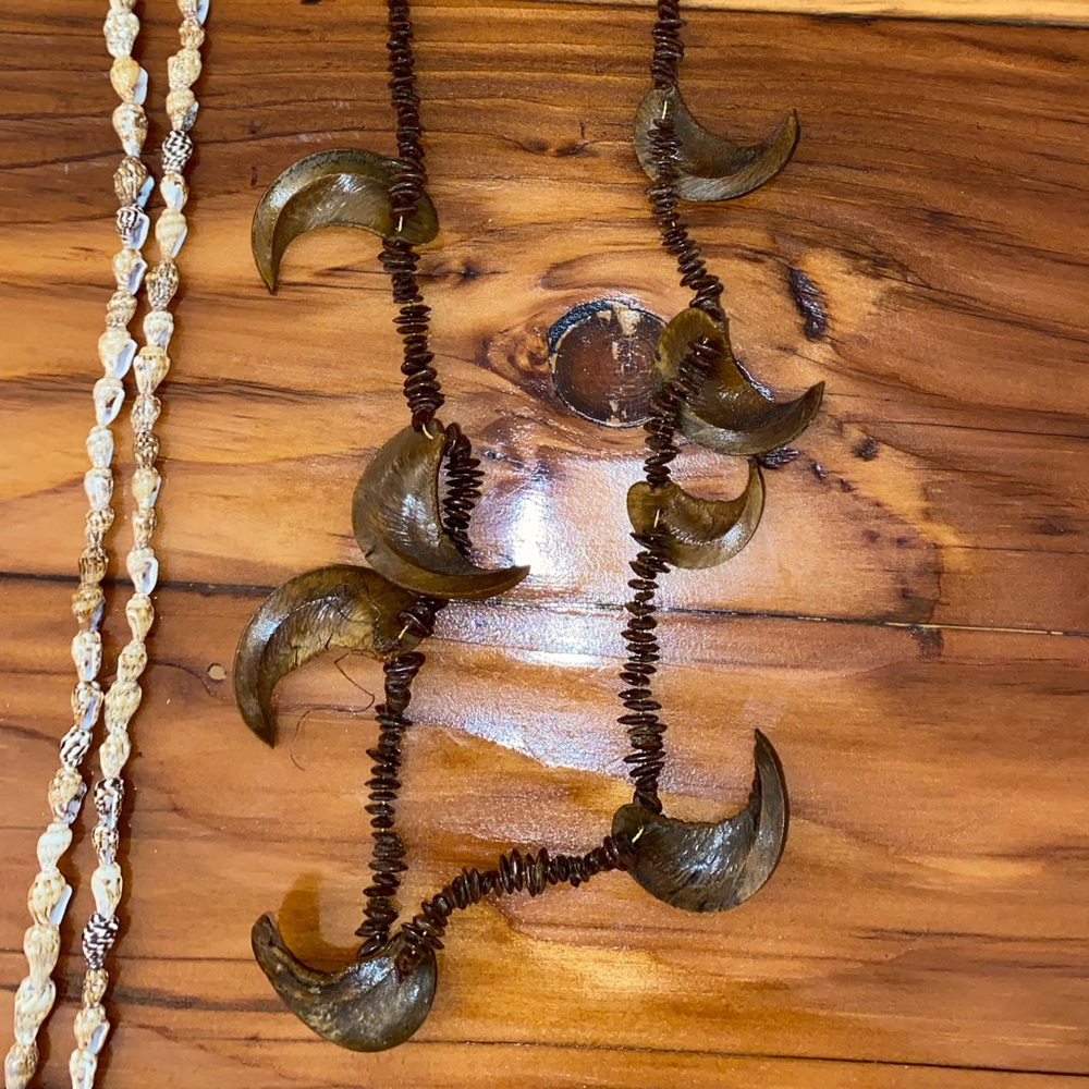 Three Necklaces! - Picture 4 of 4